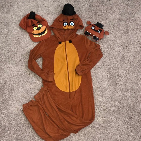 Other - Five Nights at Freddy‘s Boys Onesie Pajama Combo